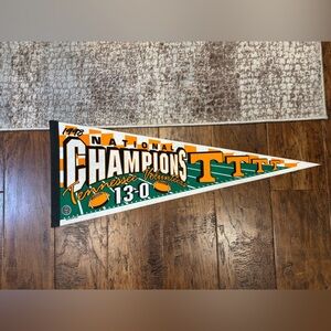 VINTAGE Tennessee Volunteers 1998 National Champions Pennant Flag Banner